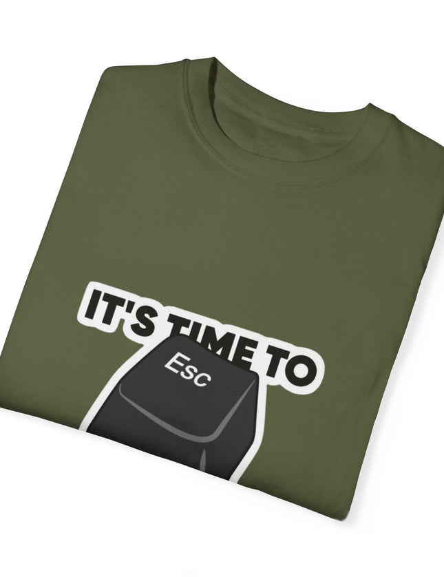 It’s Time to Escape T-Shirt – Keyboard Humor for Office Runners